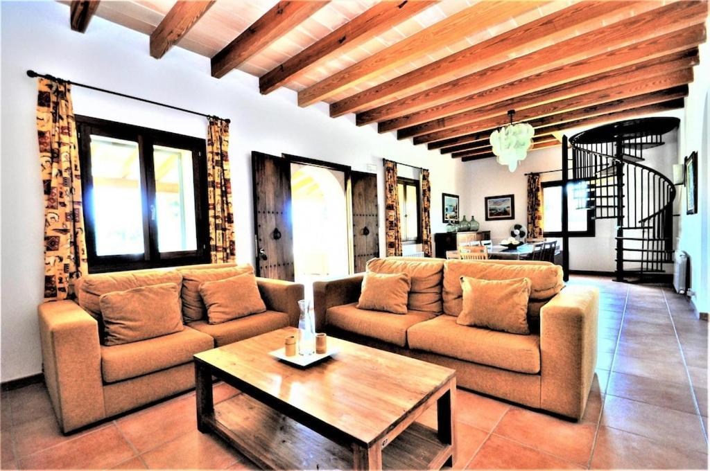 Cas Borrassos- Finca Con Piscina Privada Y Vistas Despejadas ปัลมาเดมายอร์กา ภายนอก รูปภาพ
